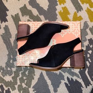 GB outta town heels
